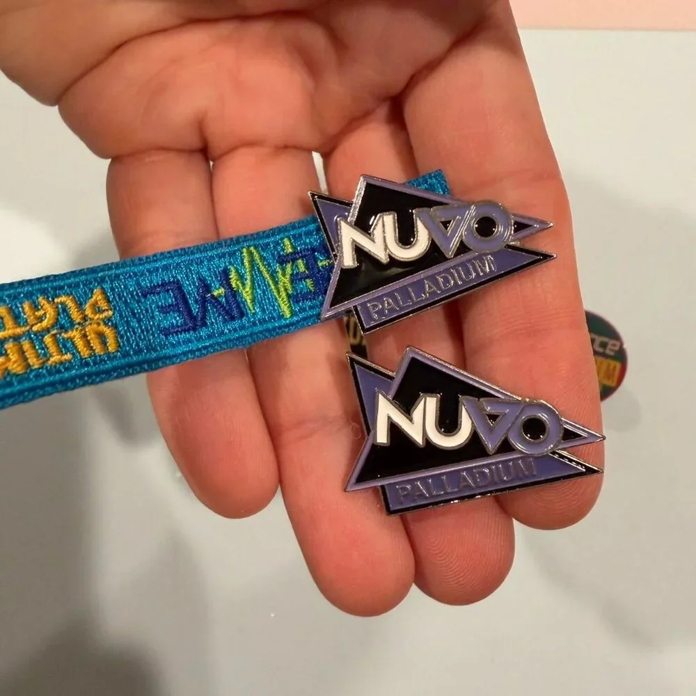 Huge Lot of Dance Convention Pins NYCDA NUVO VIP Platinum Awards - Picture 2 of 3